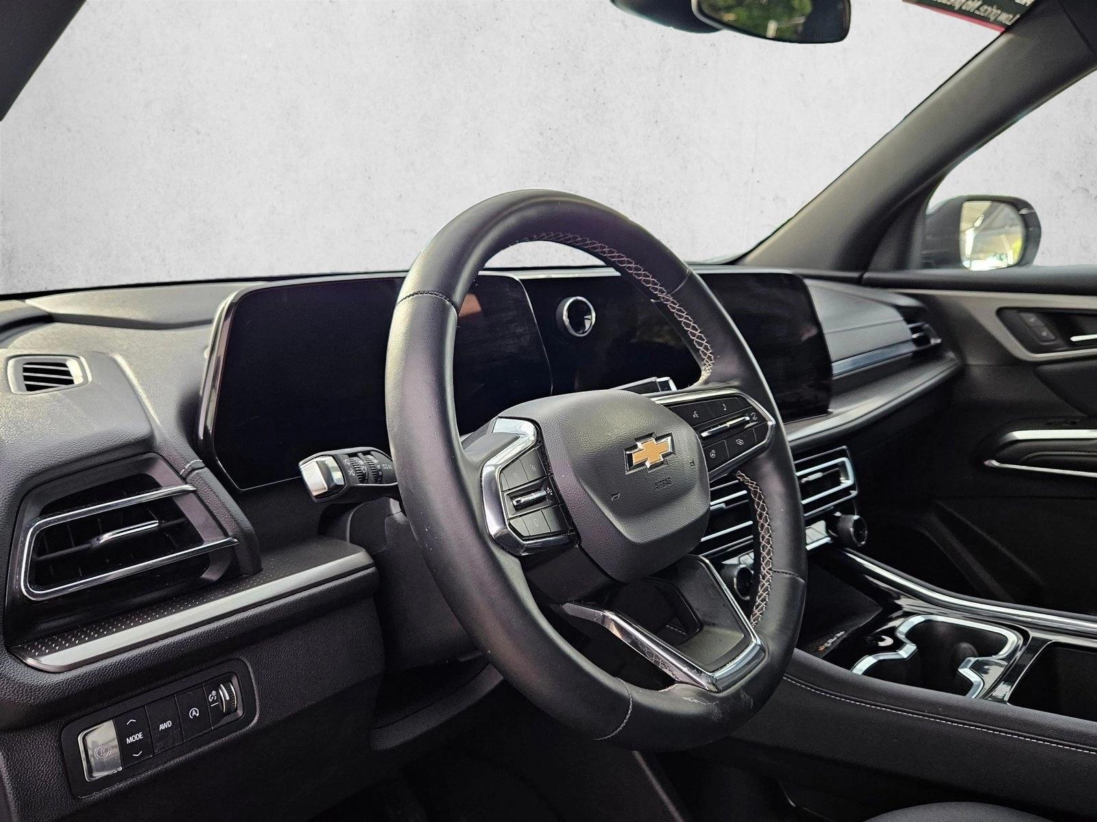 Thumbnail: 2026 Chevrolet Traverse - 3
