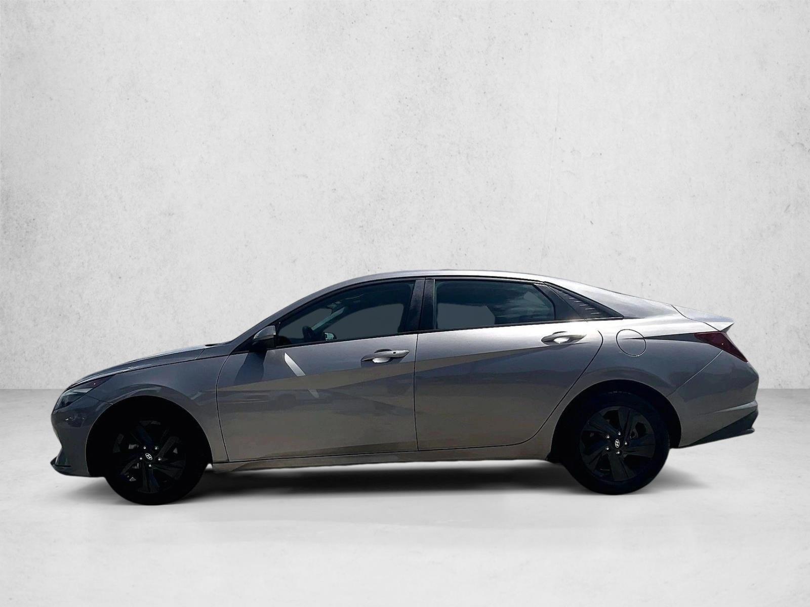 Thumbnail: 2022 Hyundai Elantra - 2