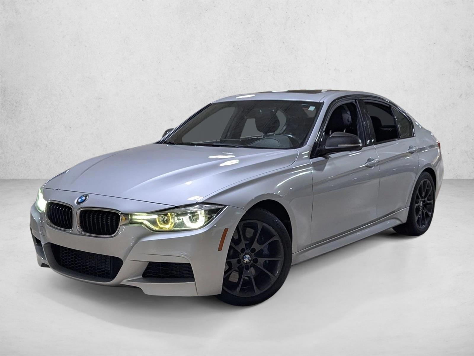 Thumbnail: 2017 BMW 3 Series - 1