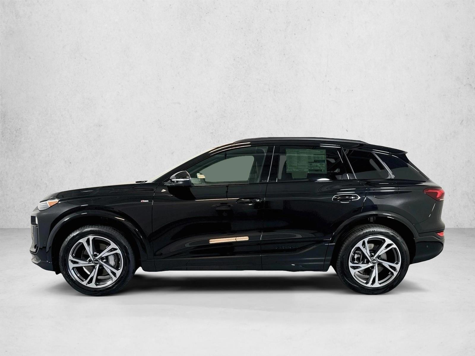 Thumbnail: 2027 Audi Q6 e-tron - 2