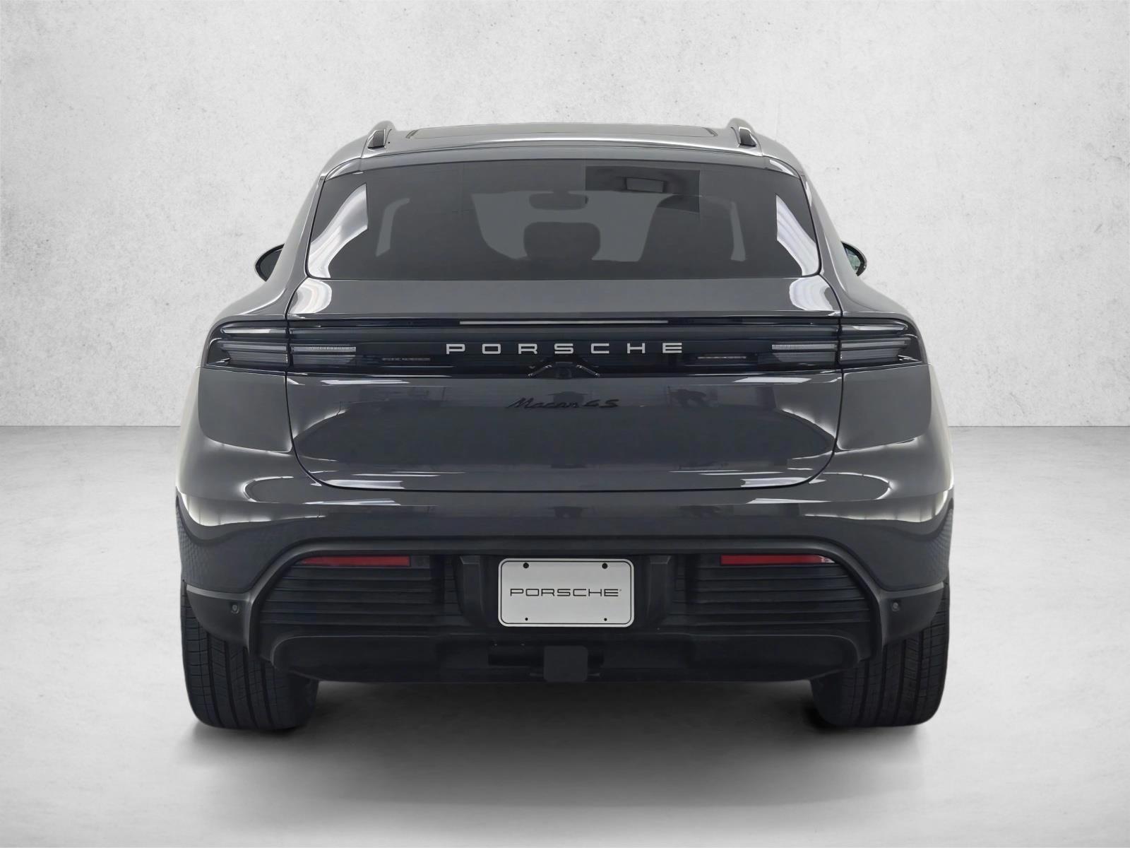 2025 Porsche Macan S - Photo 10