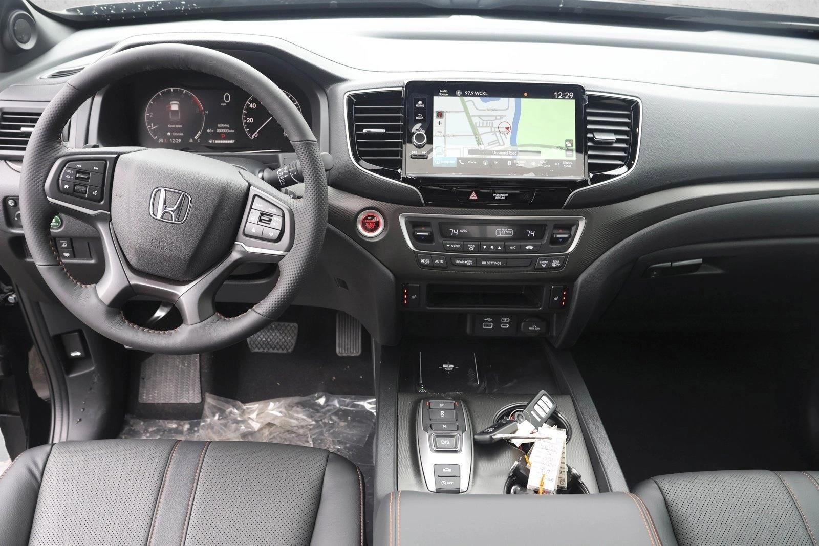 Thumbnail: 2026 Honda Ridgeline - 3