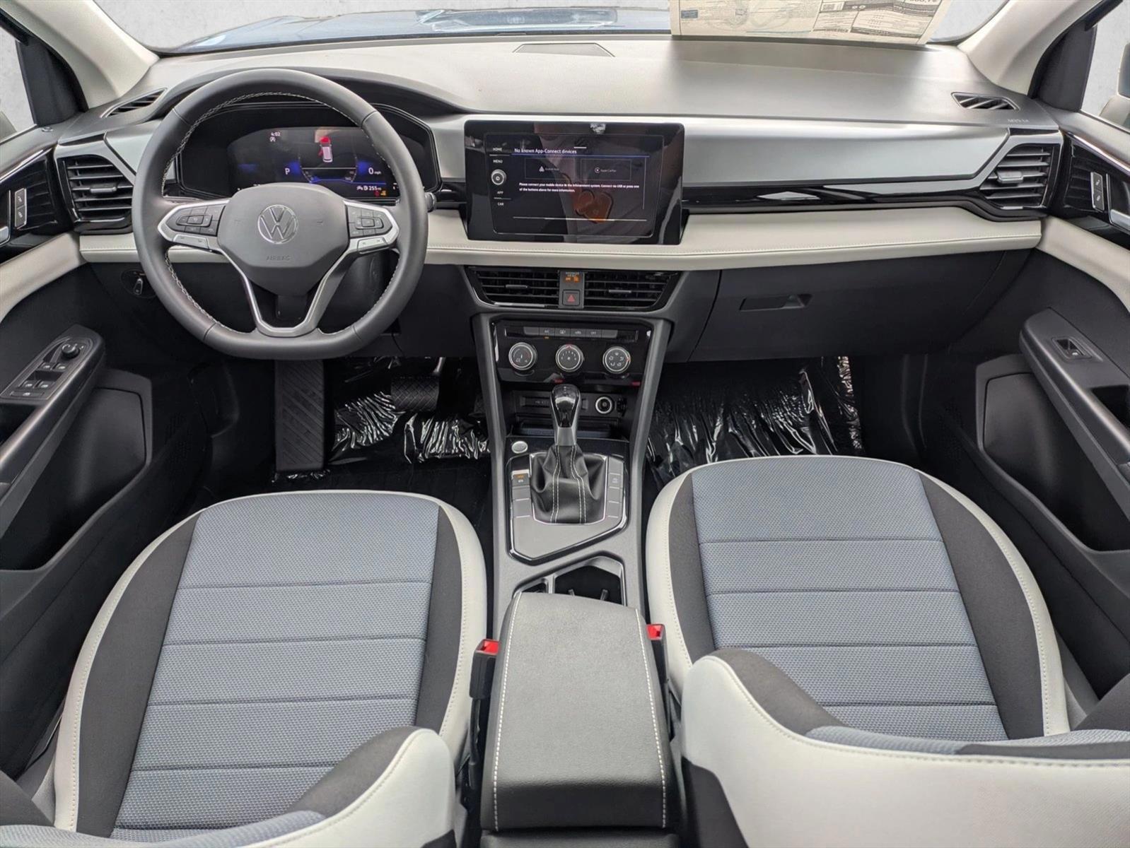 Thumbnail: 2026 Volkswagen Taos - 3