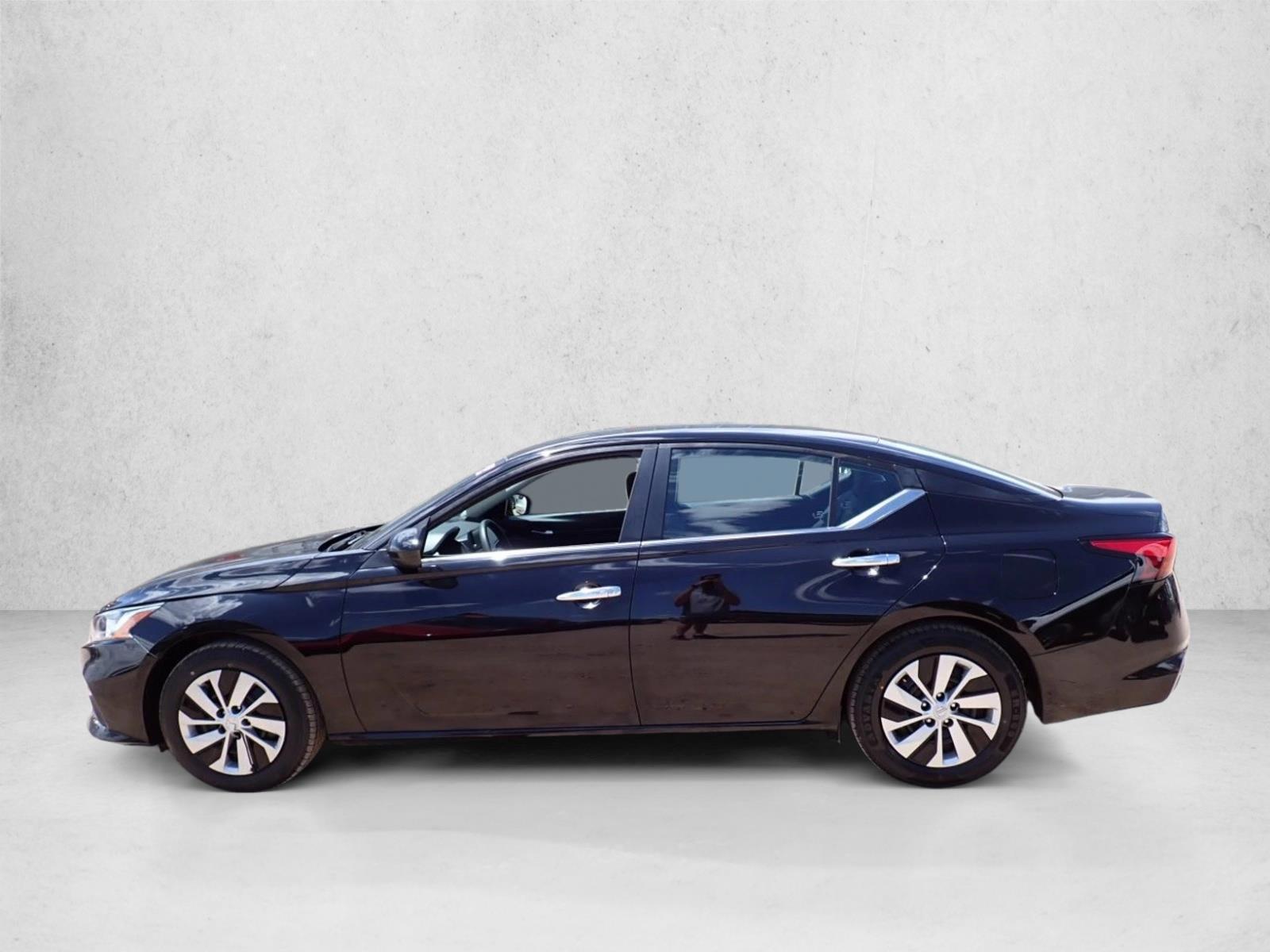 Thumbnail: 2021 Nissan Altima - 2