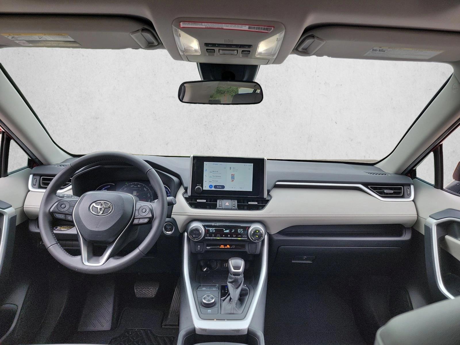 Thumbnail: 2024 Toyota RAV4 - 3