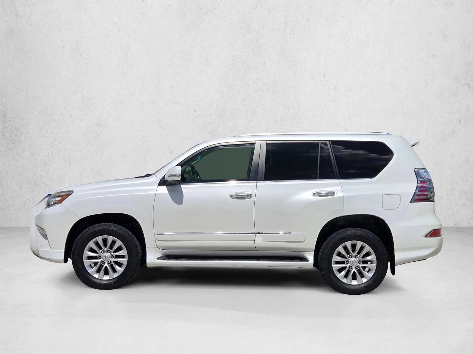 Thumbnail: 2015 Lexus GX - 2