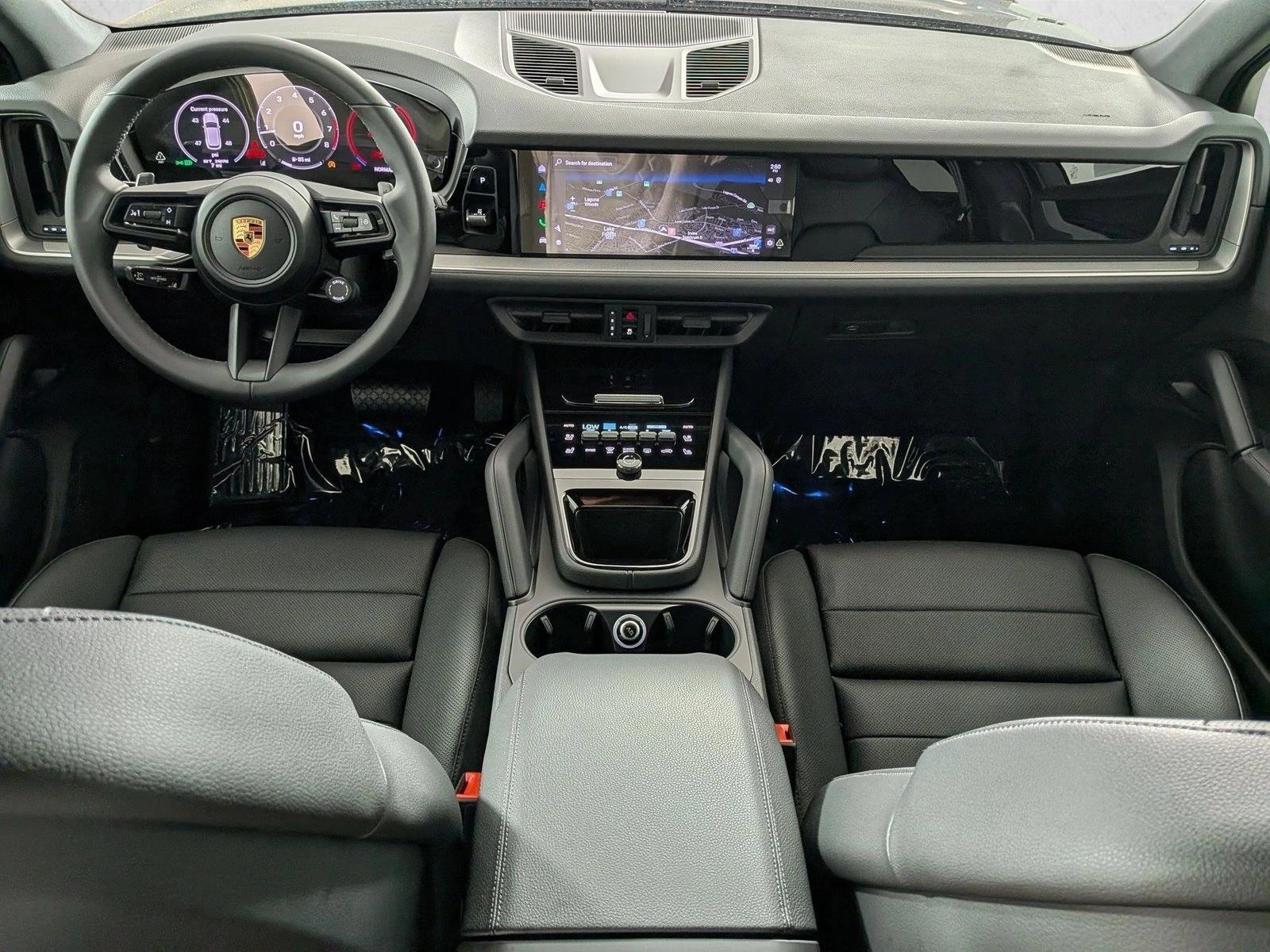 Thumbnail: 2026 Porsche Cayenne - 4
