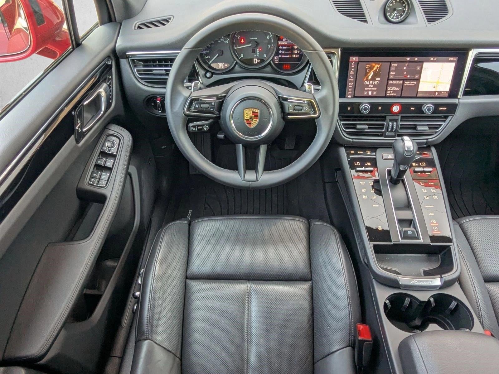 Thumbnail: 2025 Porsche Macan - 4