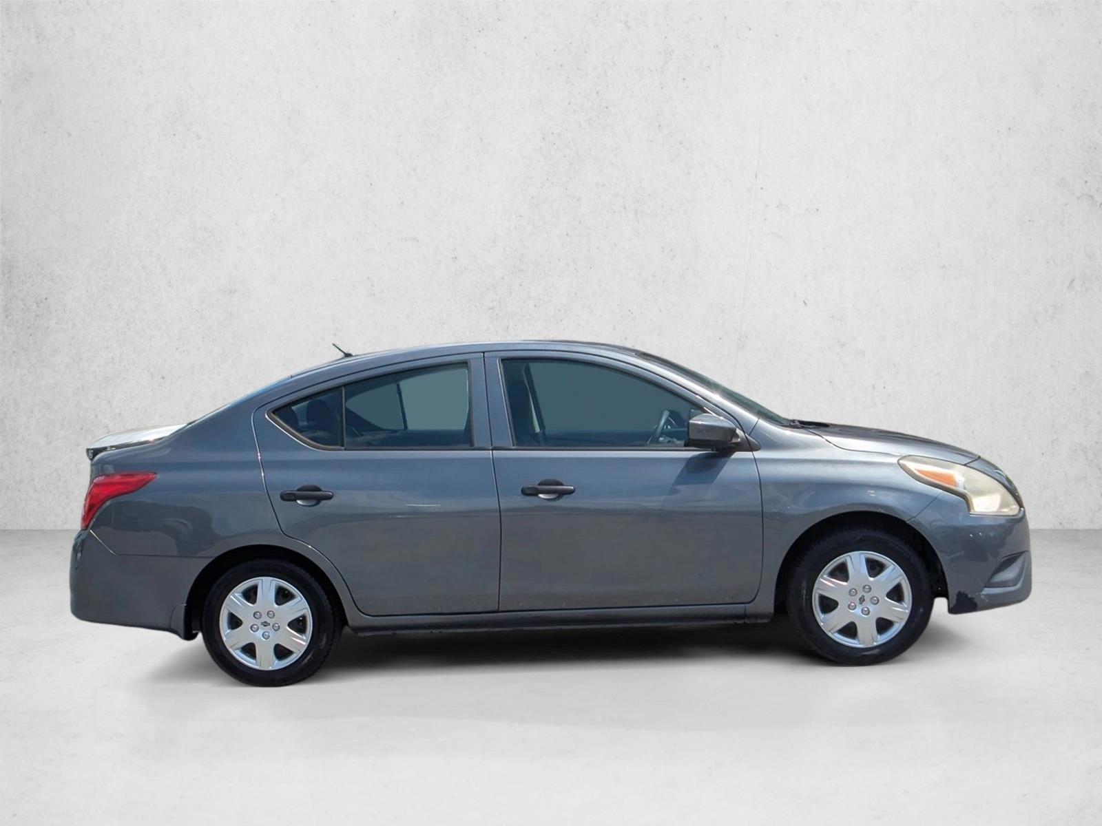 2016 Nissan Versa