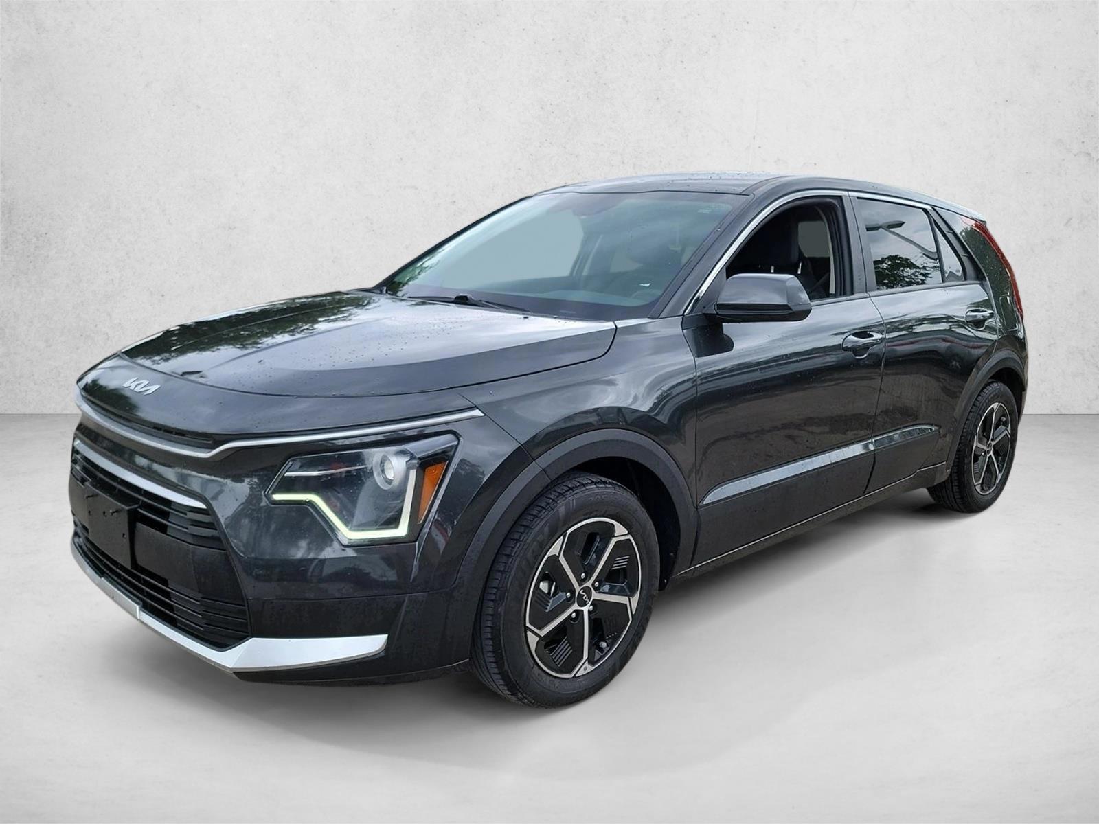 Thumbnail: 2023 Kia Niro - 1