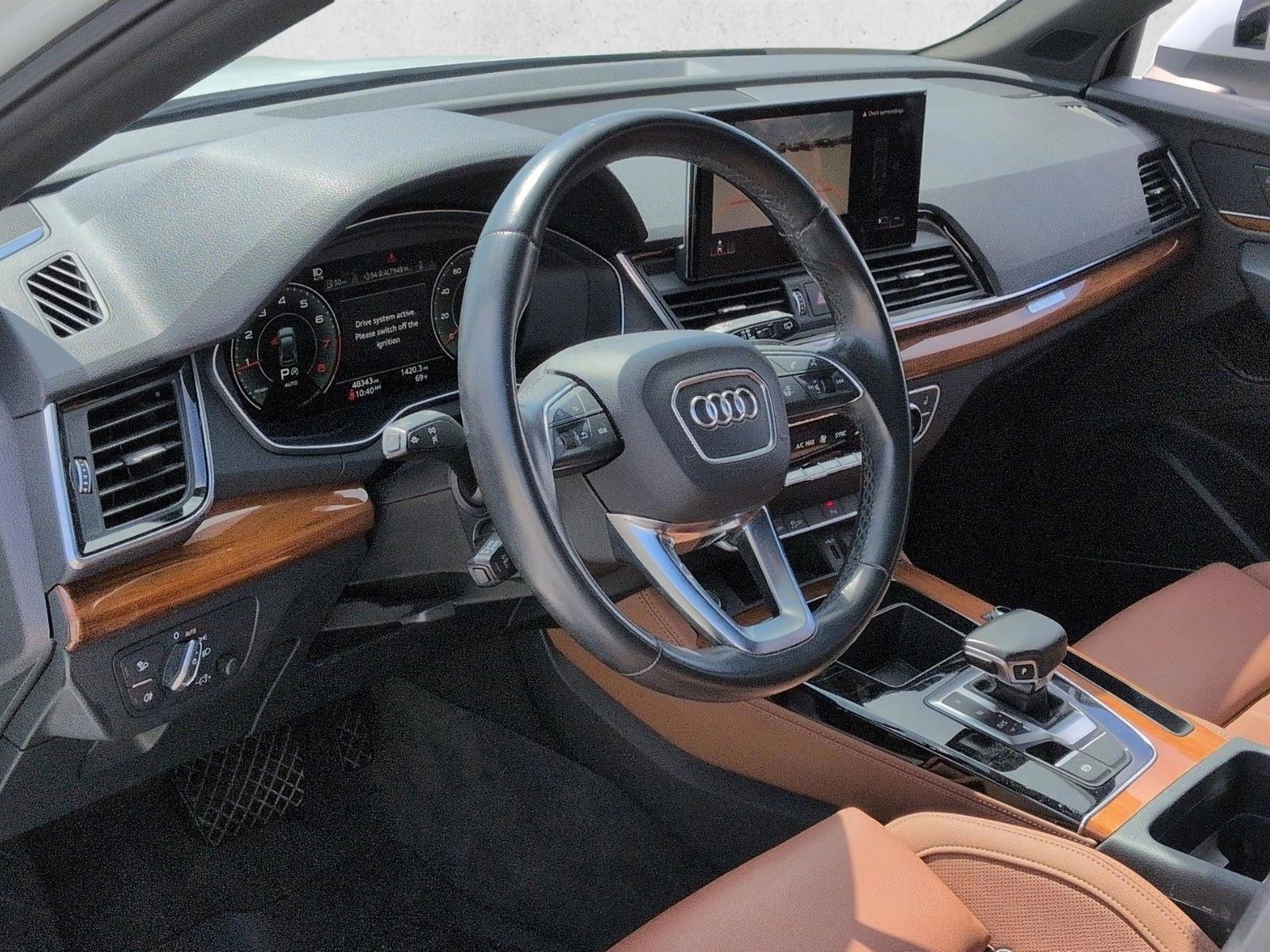 Thumbnail: 2021 Audi Q5 - 3