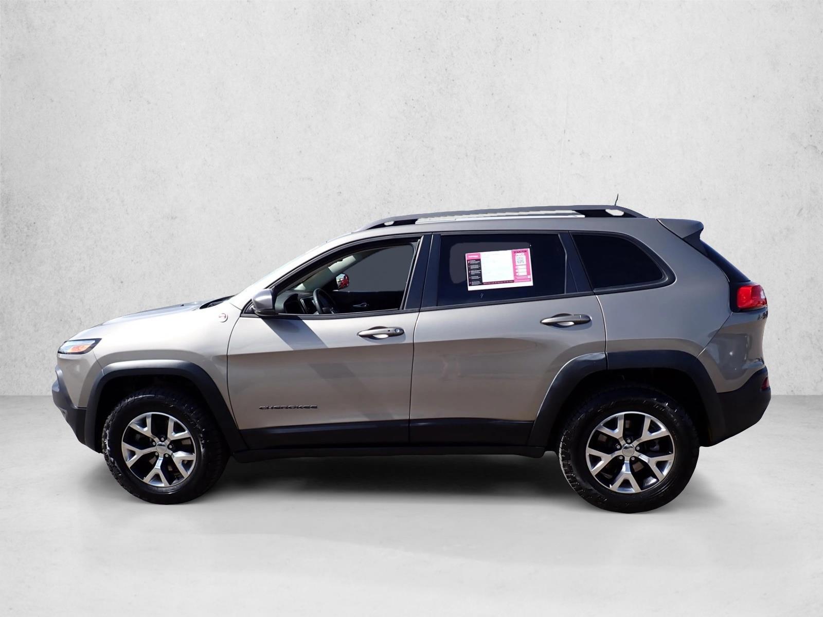 Thumbnail: 2016 Jeep Cherokee - 2