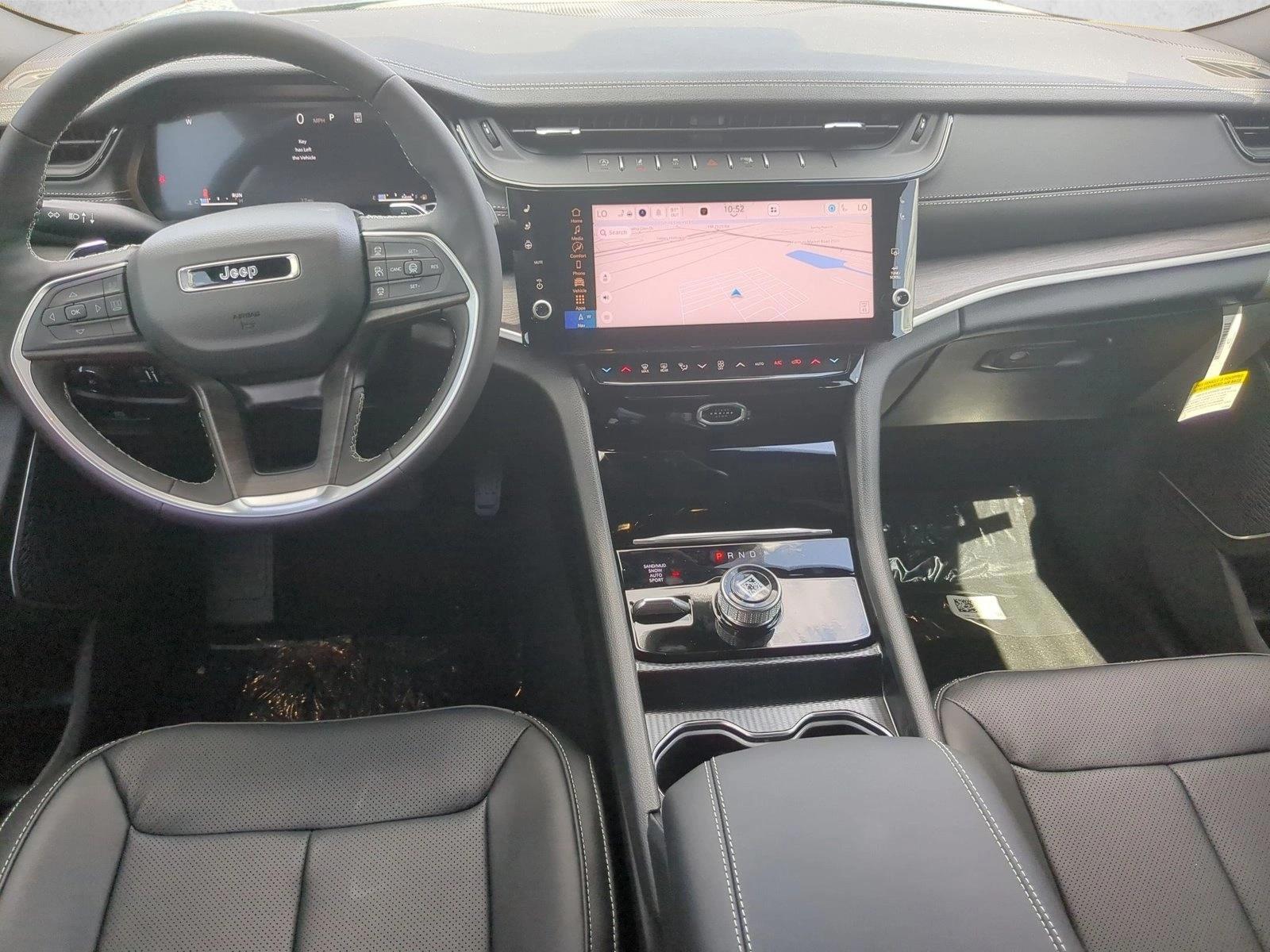 Thumbnail: 2026 Jeep Grand Cherokee - 4