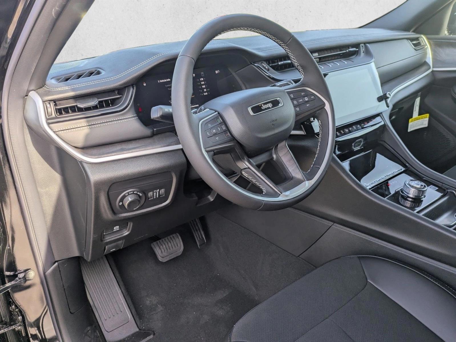Thumbnail: 2026 Jeep Grand Cherokee L - 2