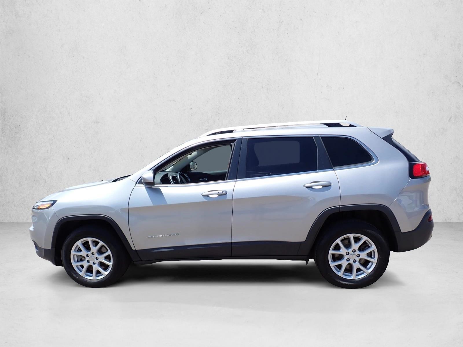 Thumbnail: 2018 Jeep Cherokee - 2