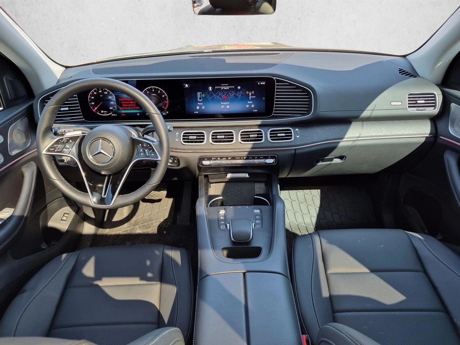 Thumbnail: 2026 Mercedes-Benz GLE - 3