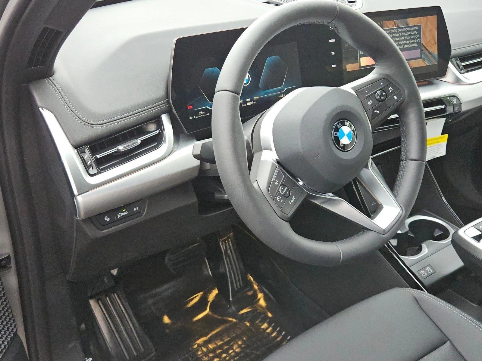 Thumbnail: 2027 BMW X1 - 3