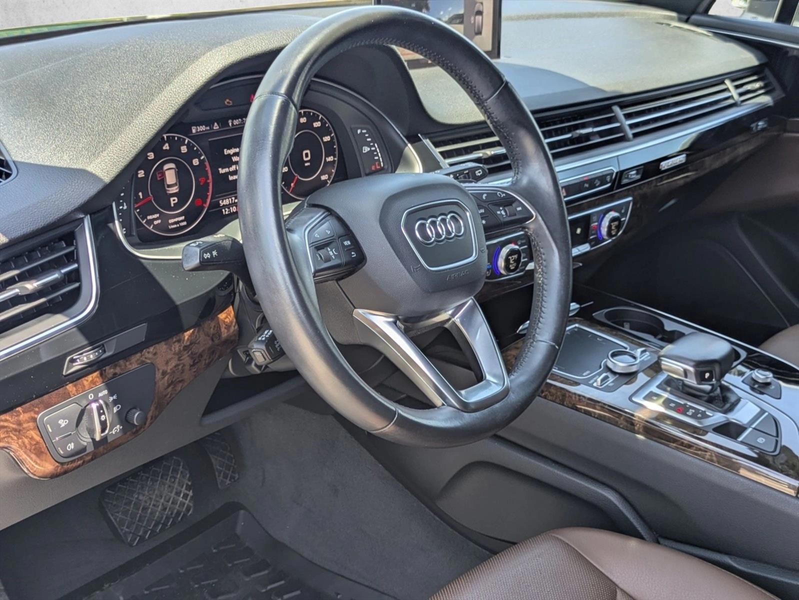 Thumbnail: 2017 Audi Q7 - 3