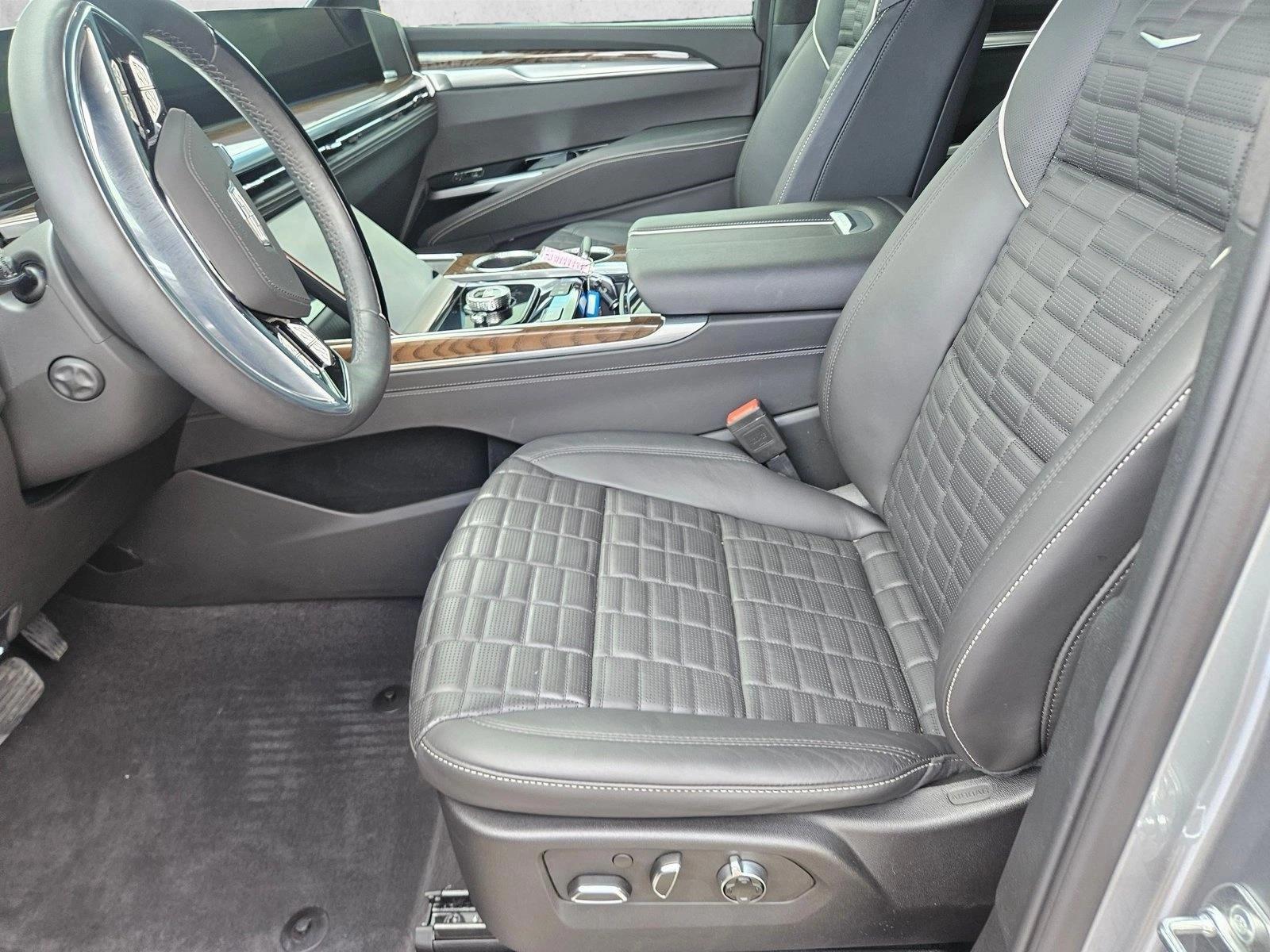 2025 Cadillac Escalade ESV Sport Platinum - Photo 14