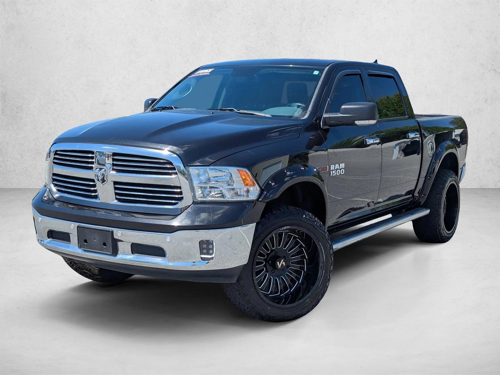 2016 RAM 1500 Lone Star Crew Cab 5'7's photo
