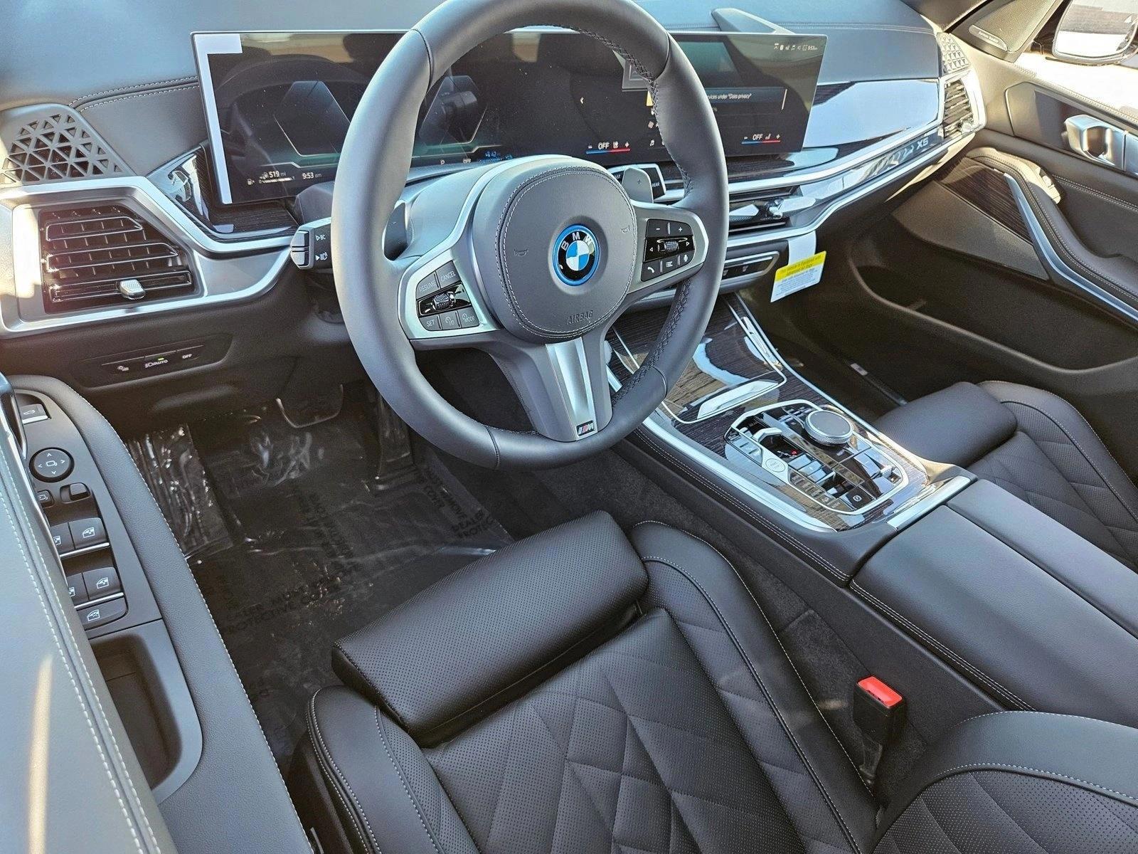 Thumbnail: 2026 BMW X5 - 3