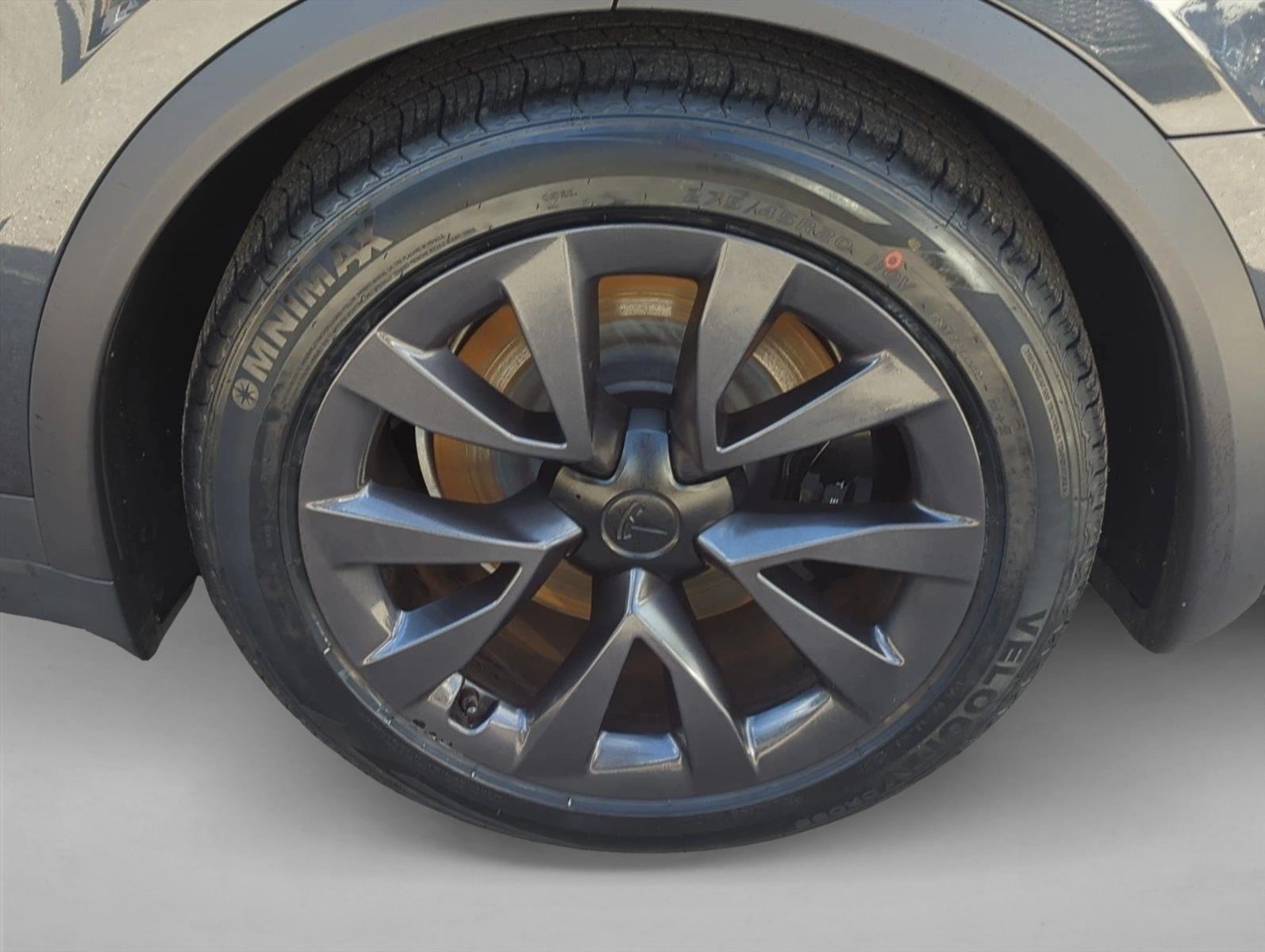 2024 Tesla Model X Long Range - Photo 8