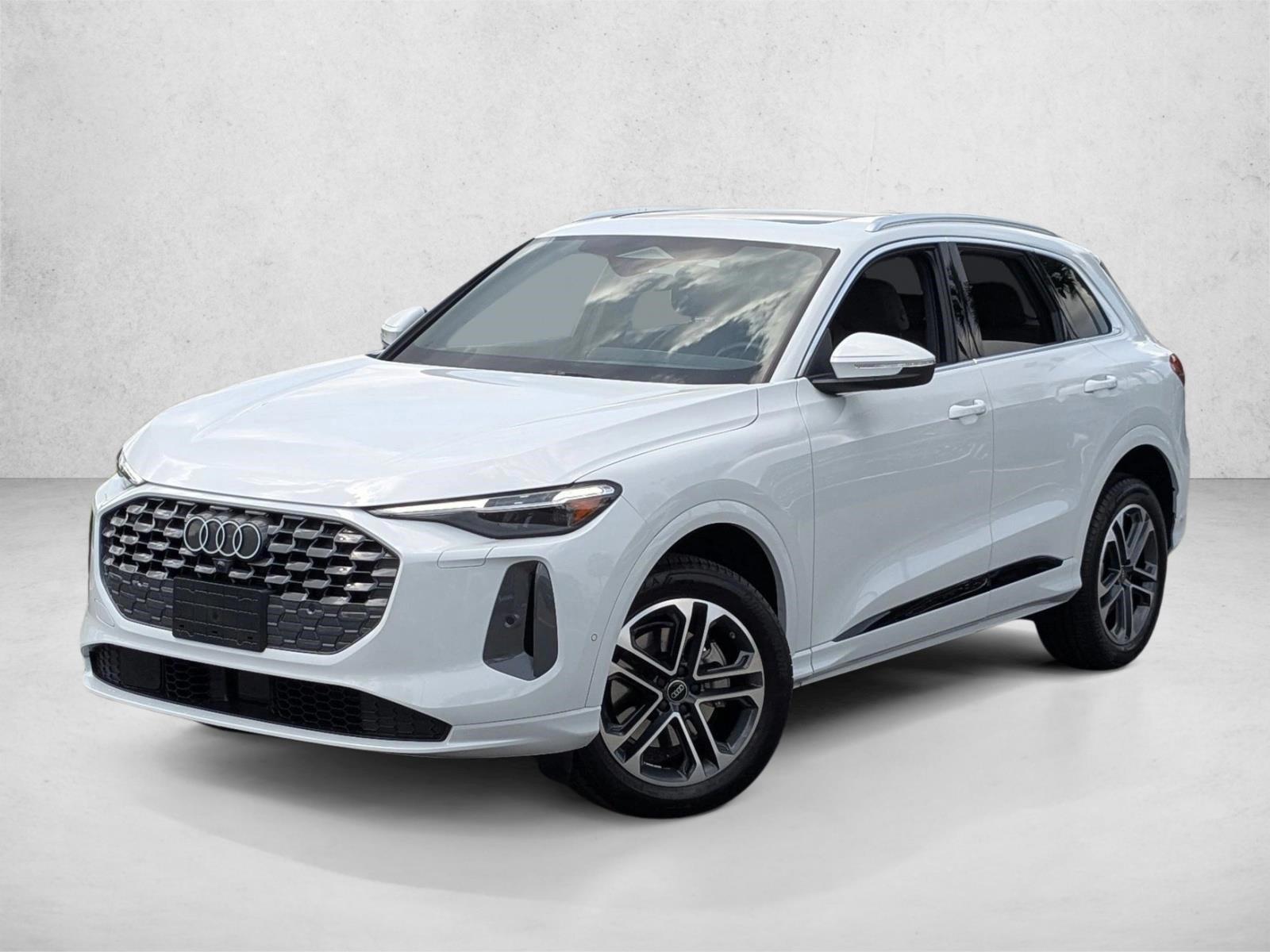 Thumbnail: 2025 Audi Q5 - 1