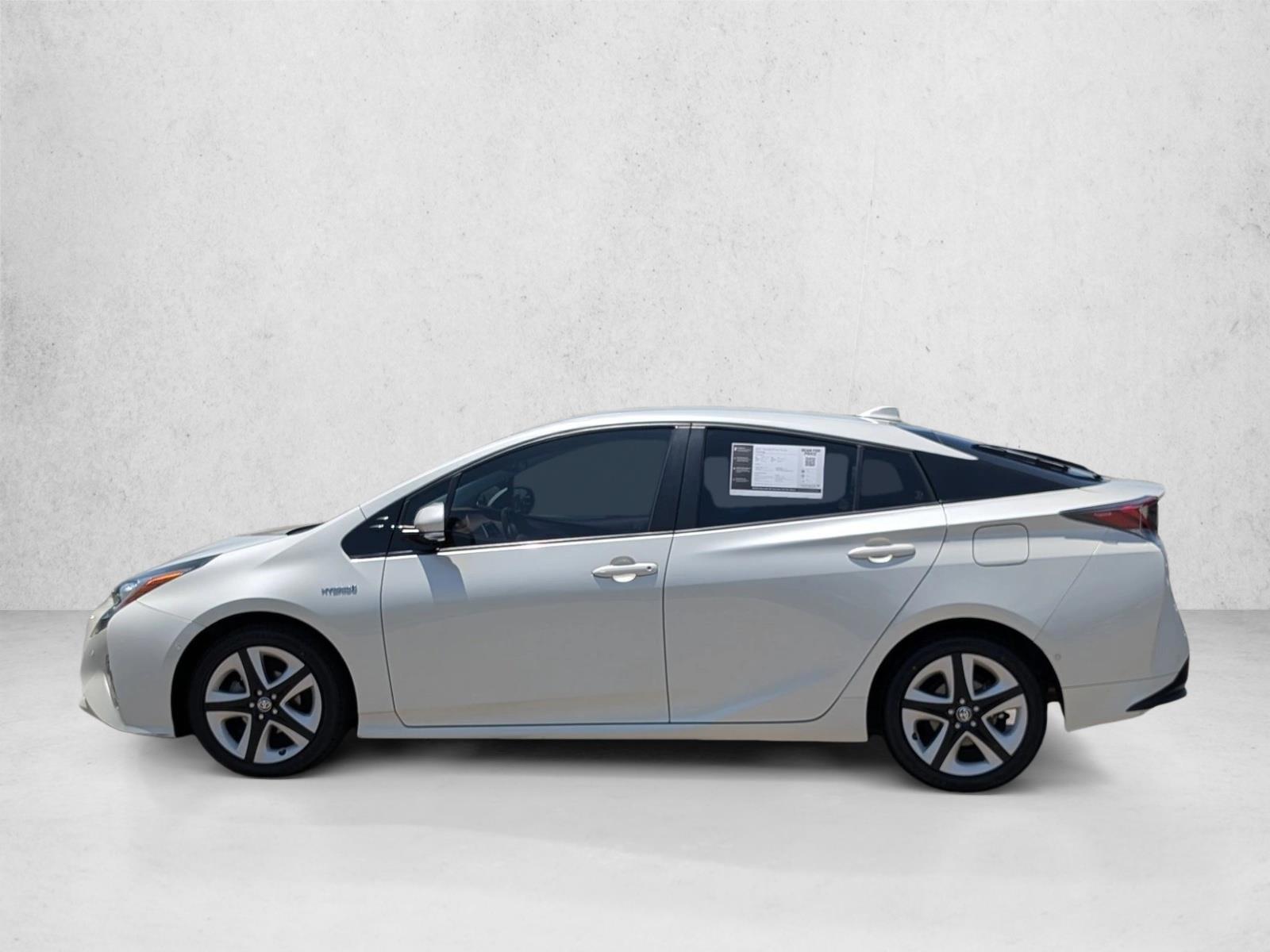Thumbnail: 2017 Toyota Prius - 2