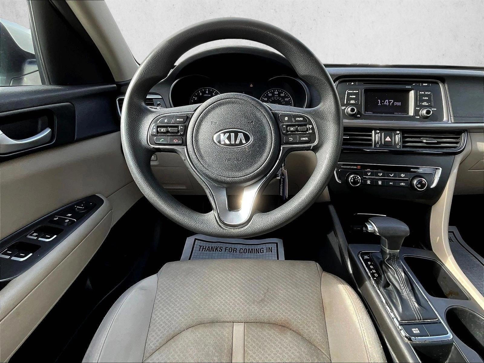2016 Kia Optima LX - Photo 7