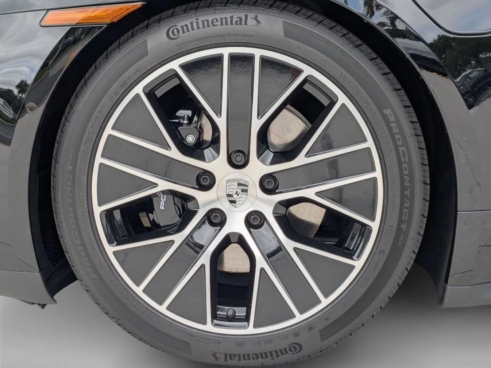 2026 Porsche Taycan Base - Photo 30