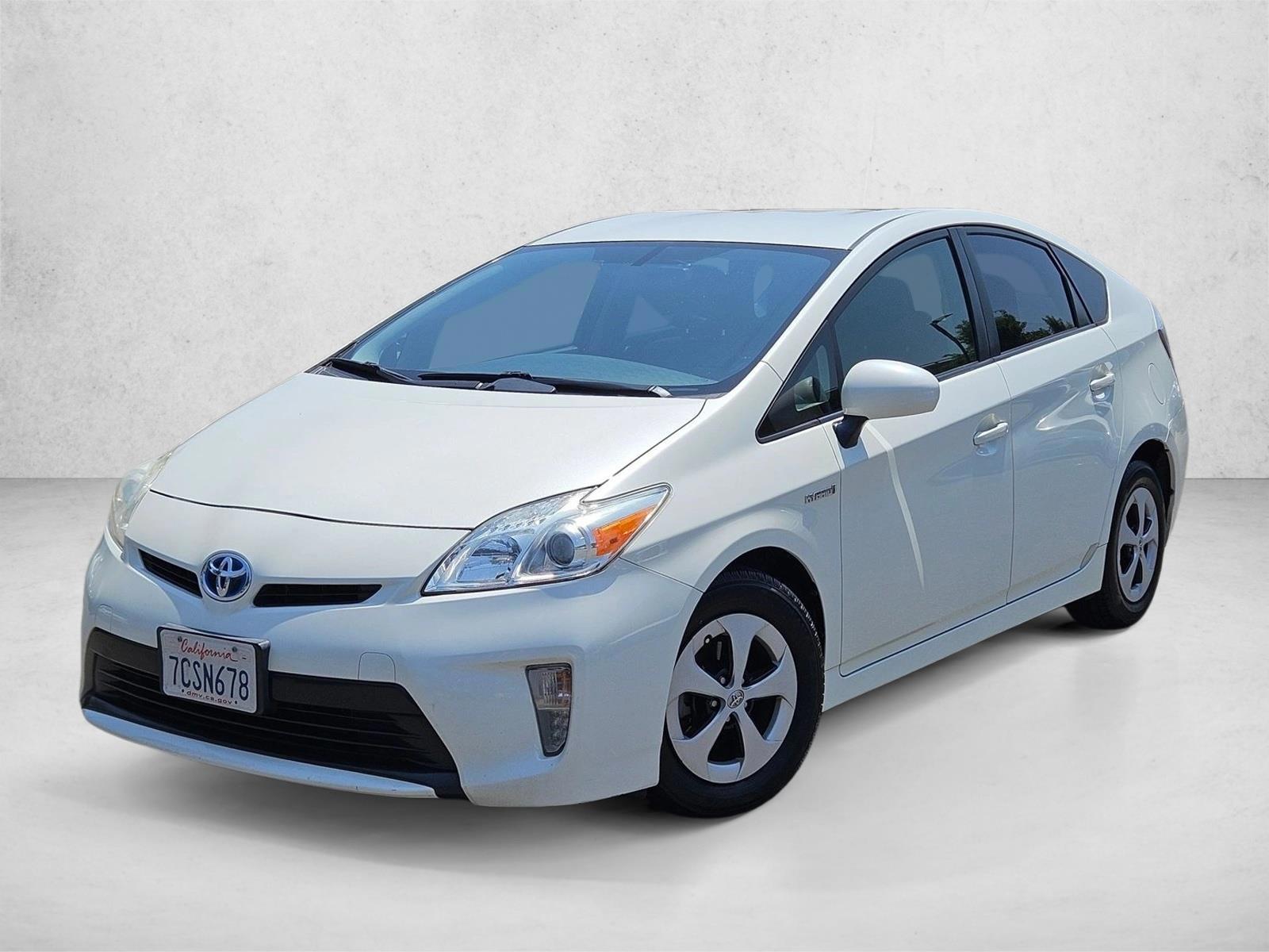 Thumbnail: 2014 Toyota Prius - 1