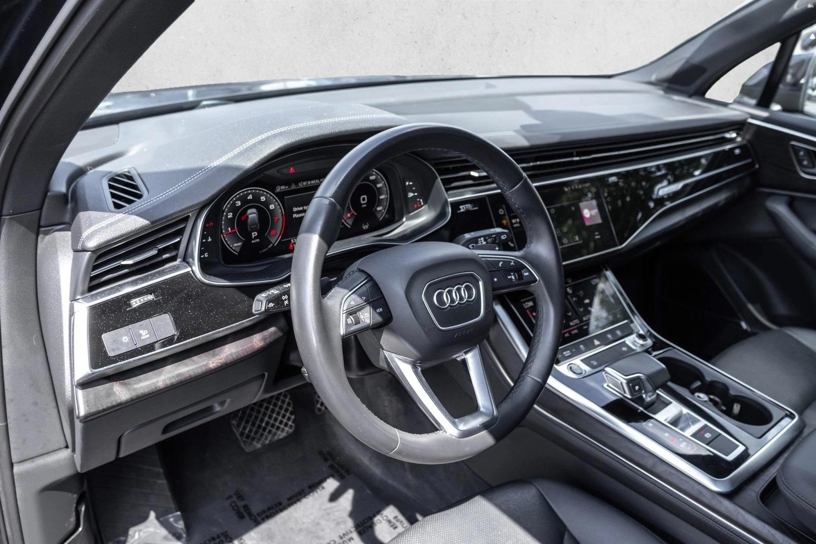 Thumbnail: 2023 Audi Q7 - 3