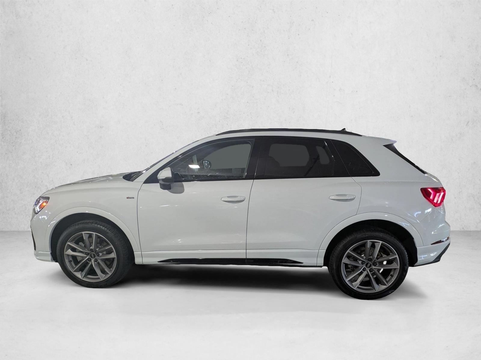 Thumbnail: 2025 Audi Q3 - 2