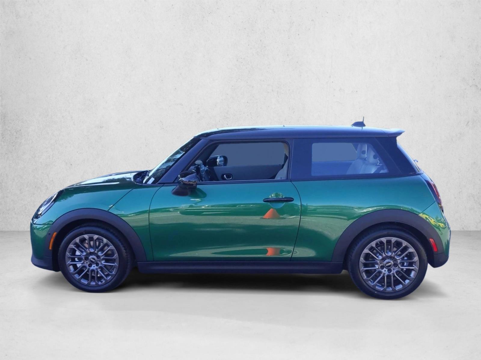 Thumbnail: 2027 MINI Cooper Hardtop - 2