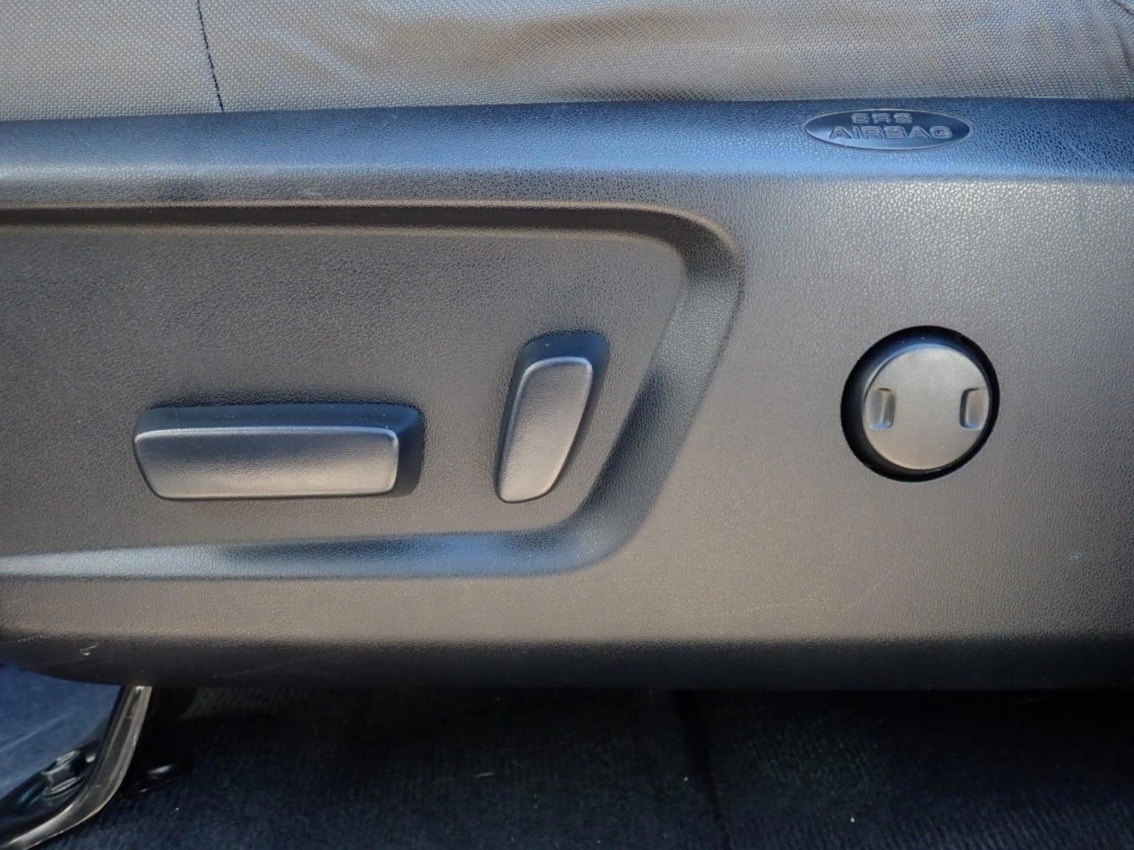 Thumbnail: 2014 Toyota Tundra - 4