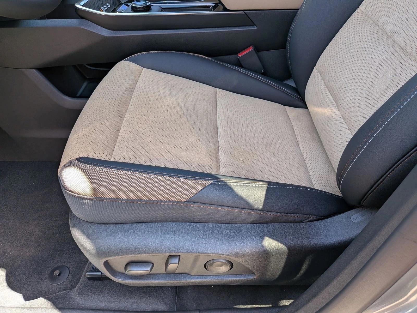 Thumbnail: 2026 Chevrolet Equinox - 4