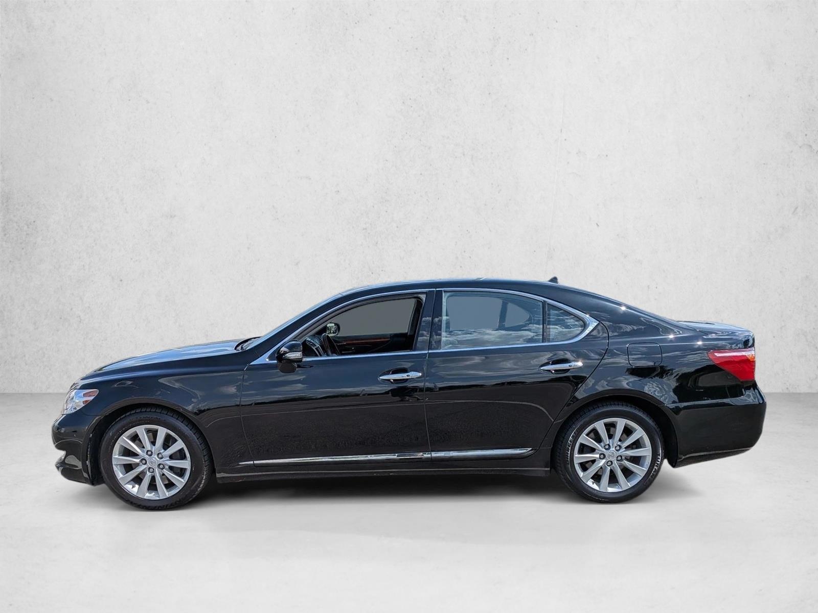 Thumbnail: 2011 Lexus LS - 2