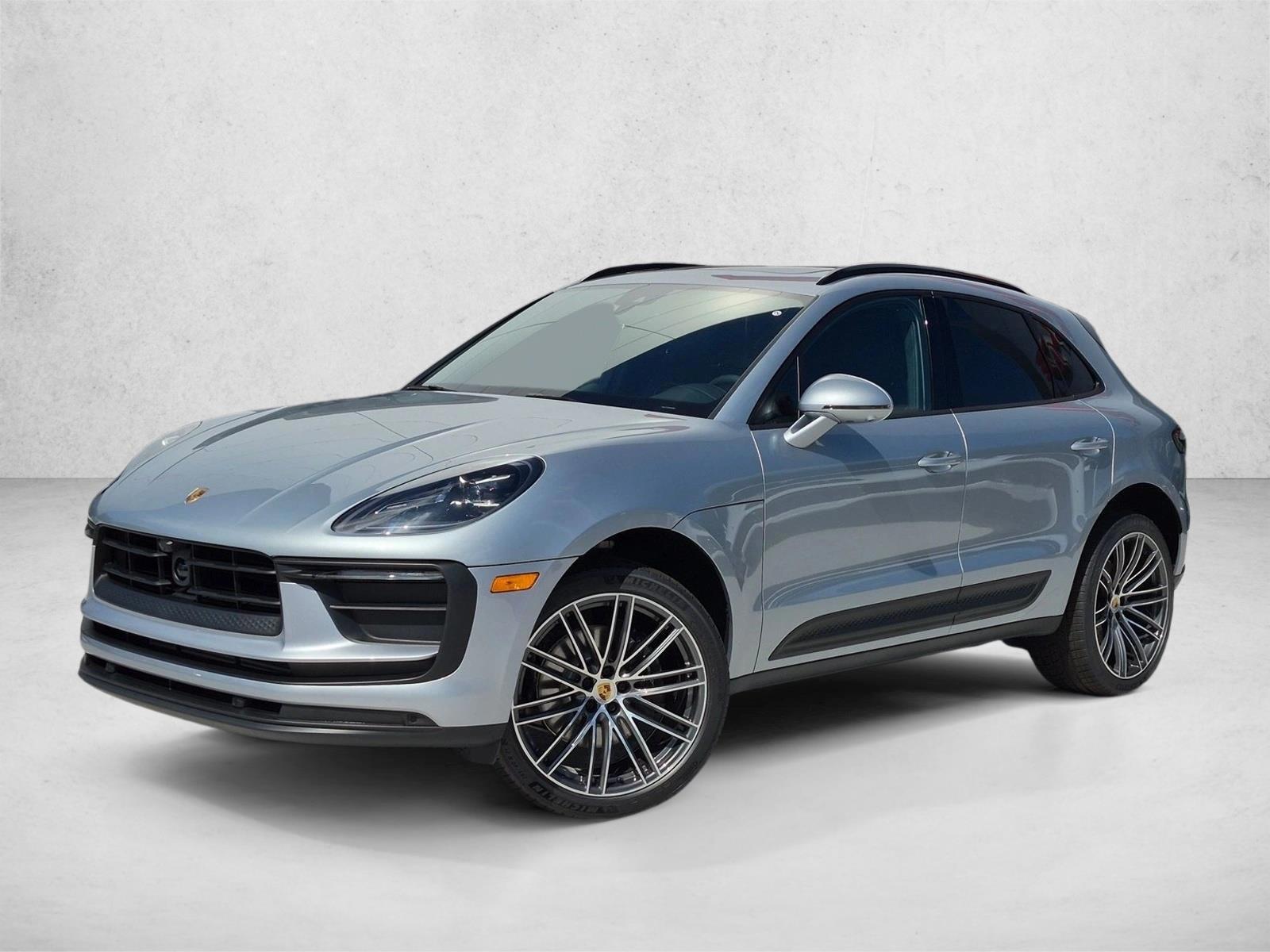 Thumbnail: 2026 Porsche Macan - 1