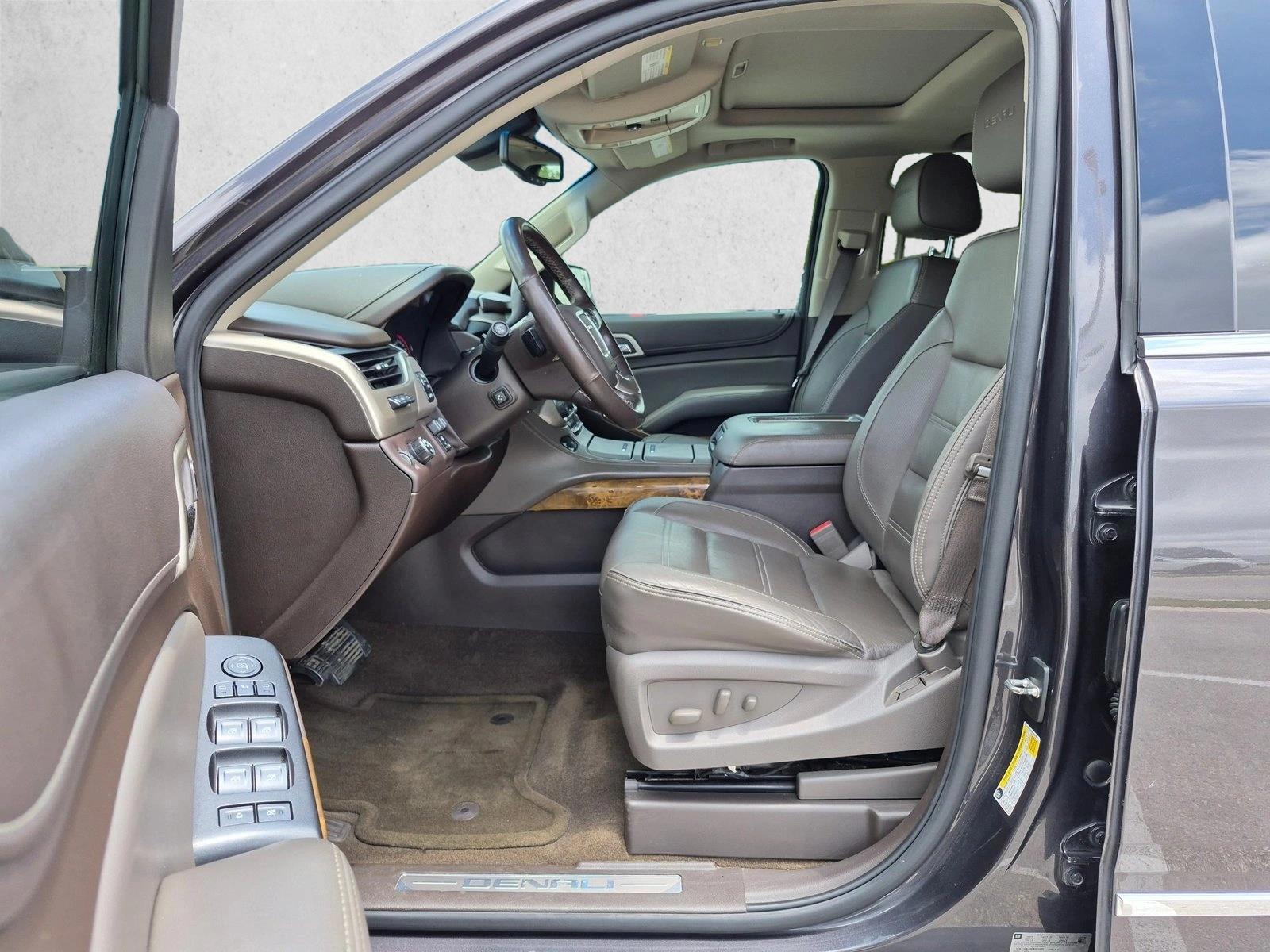 2016 GMC Yukon Denali - Photo 16