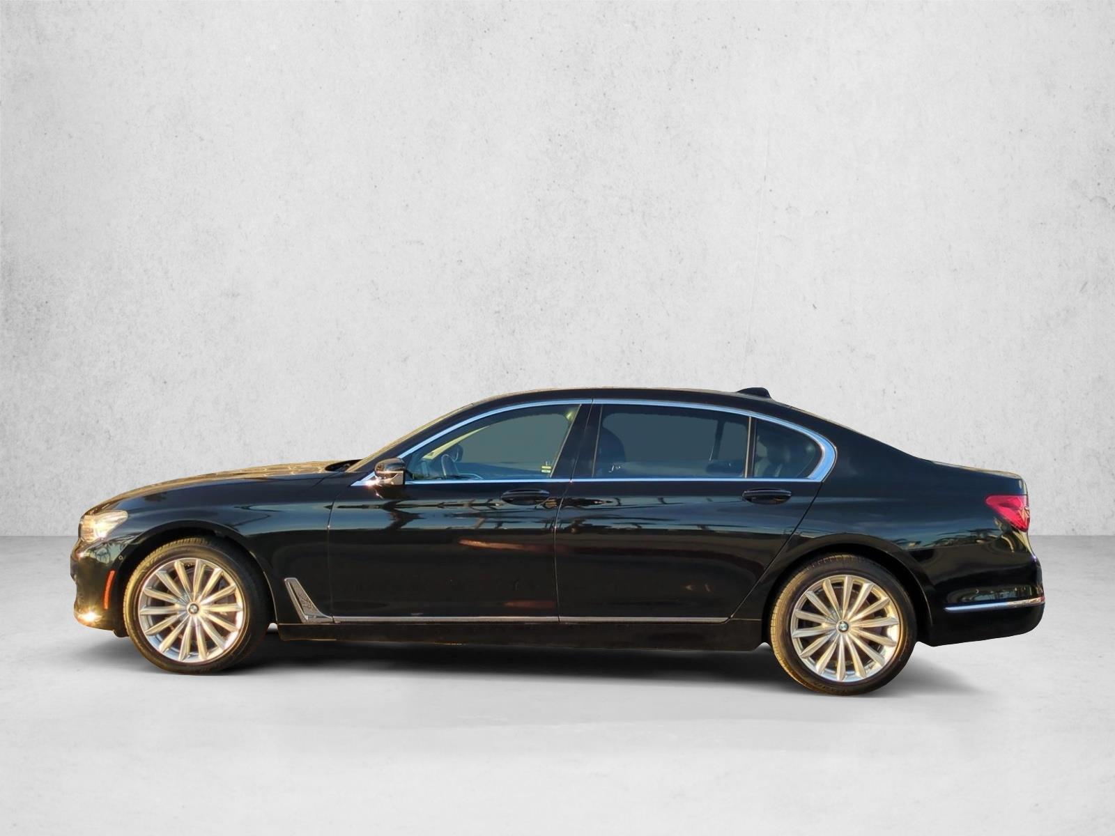 Thumbnail: 2017 BMW 7 Series - 2