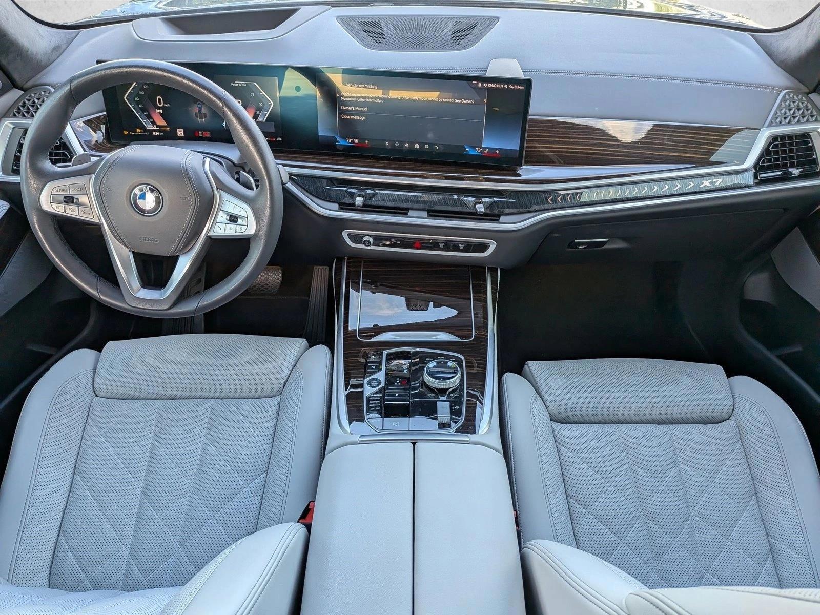 Thumbnail: 2025 BMW X7 - 3