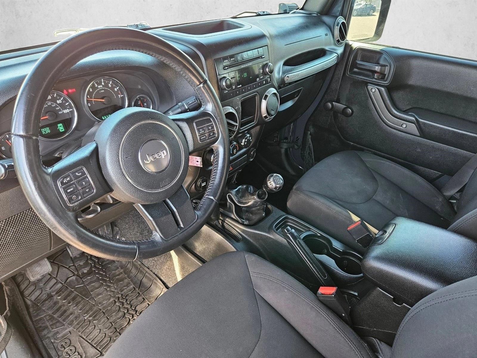 Thumbnail: 2017 Jeep Wrangler - 3