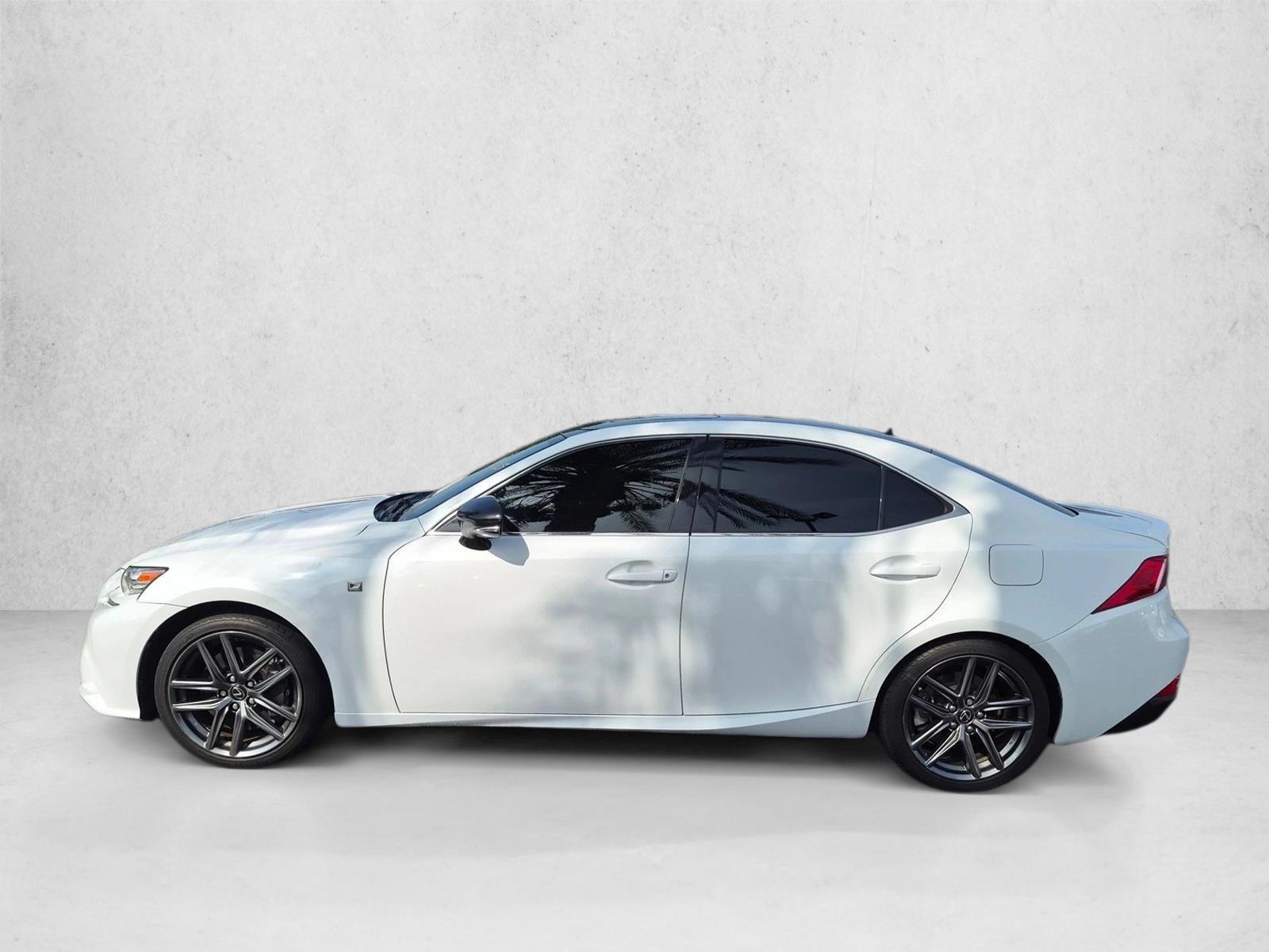 Thumbnail: 2015 Lexus IS - 2