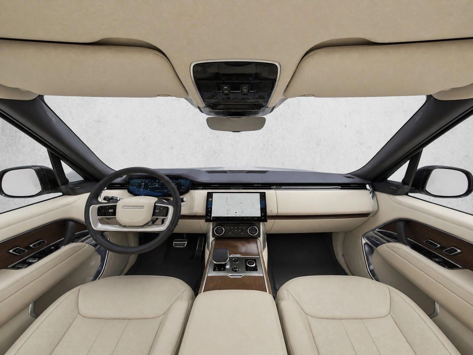 Thumbnail: 2023 Land Rover Range Rover - 4