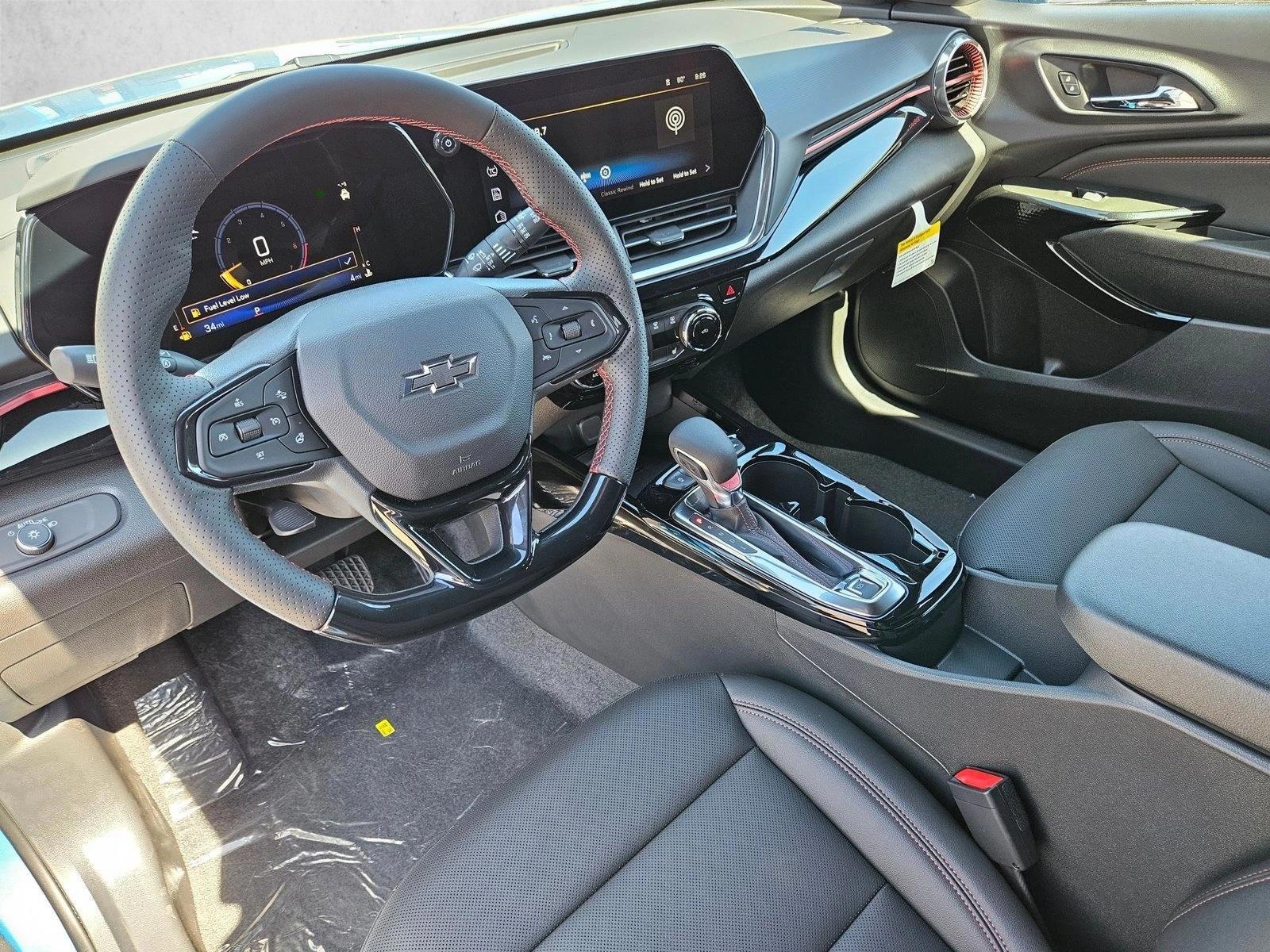 Thumbnail: 2026 Chevrolet Trax - 3