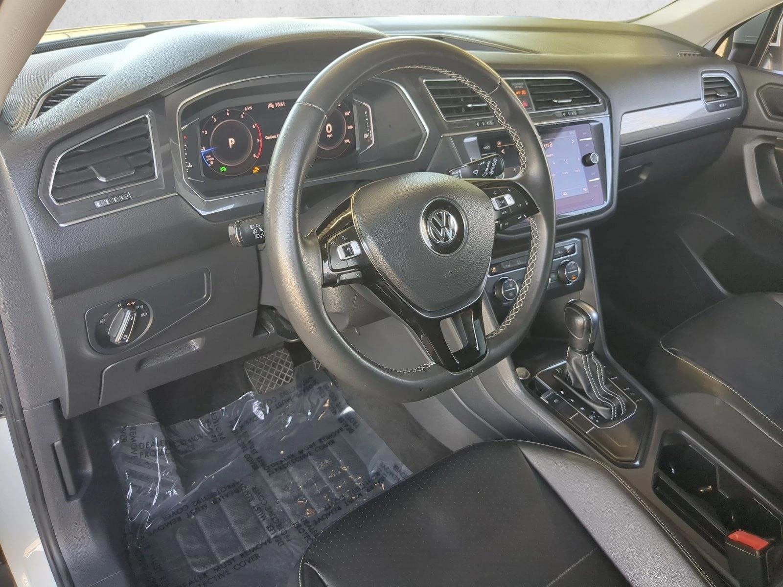 Thumbnail: 2021 Volkswagen Tiguan - 3