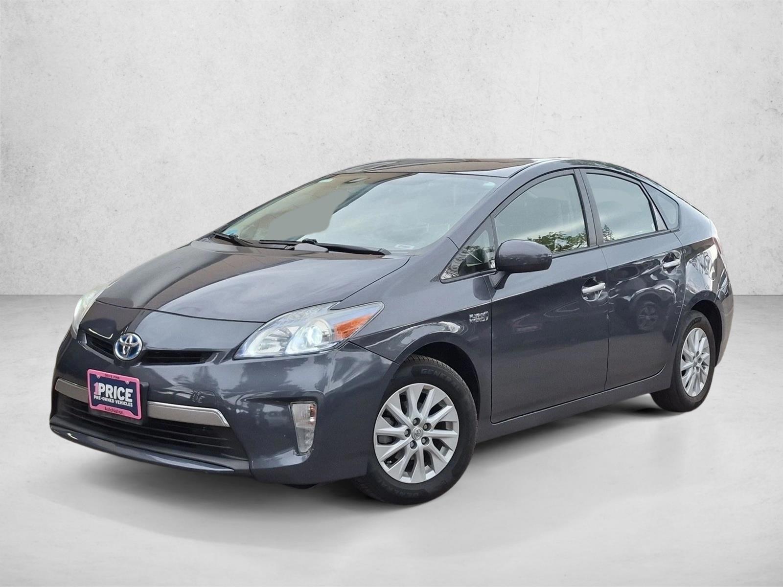 Thumbnail: 2013 Toyota Prius - 1