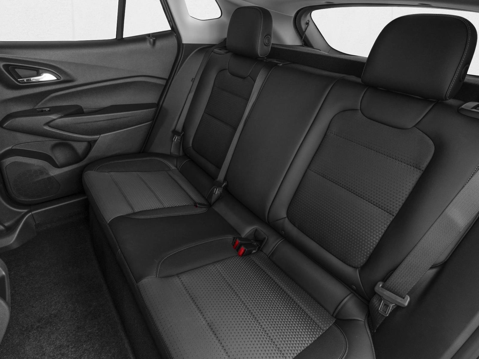 2026 Chevrolet Trax LT - Photo 9