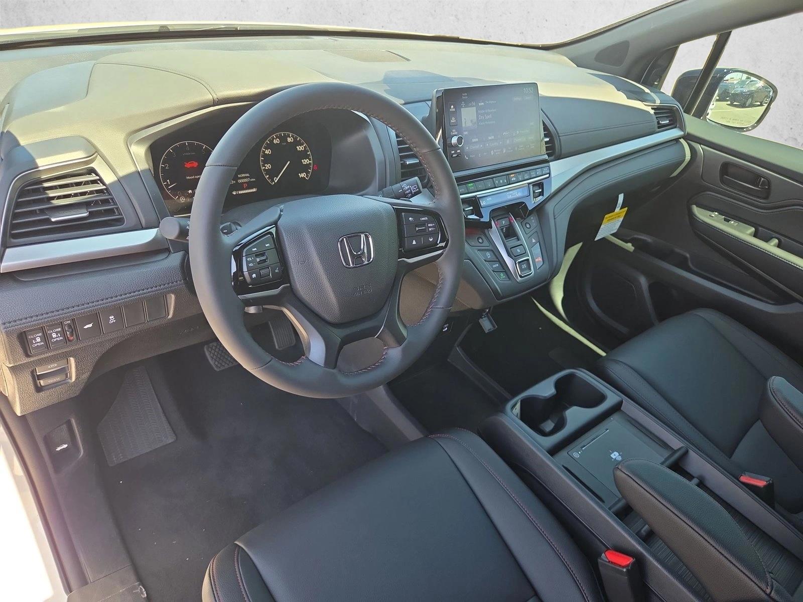 Thumbnail: 2026 Honda Odyssey - 3