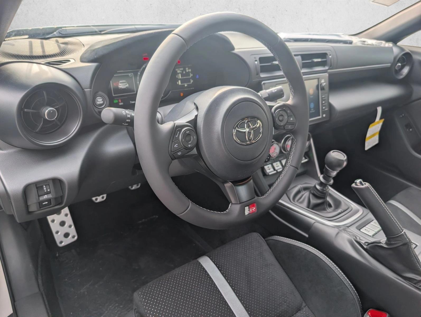 Thumbnail: 2026 Toyota GR86 - 3
